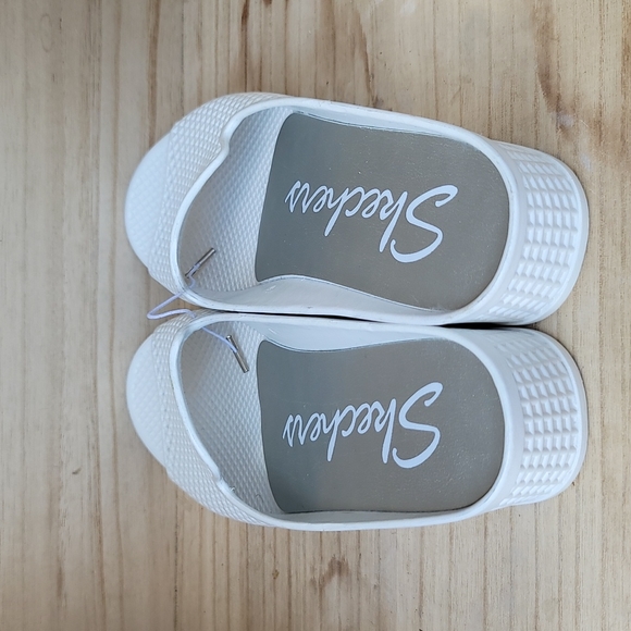 Skechers Plastic Waffle Design Open Toe Wedges - Picture 6 of 9